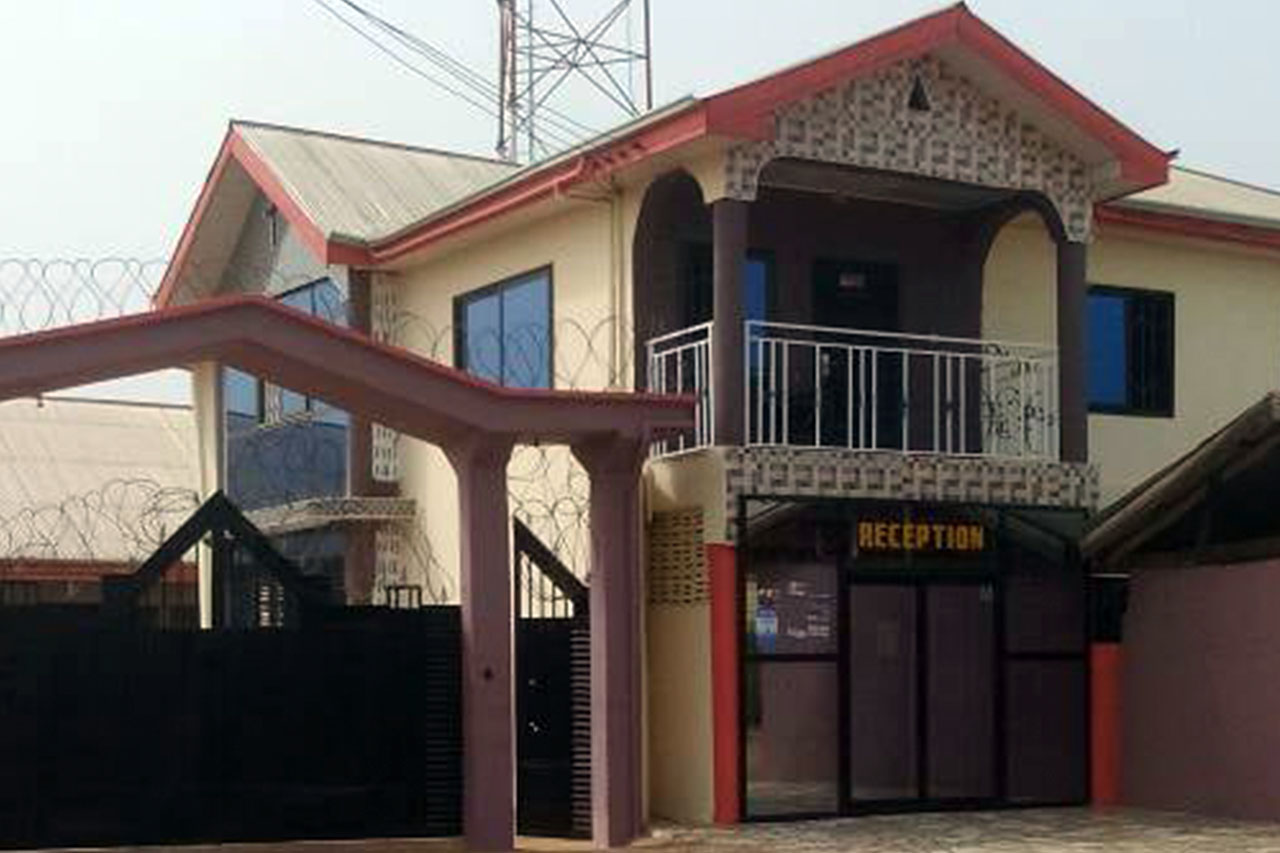 Home Akomapa FM 89.3 FM